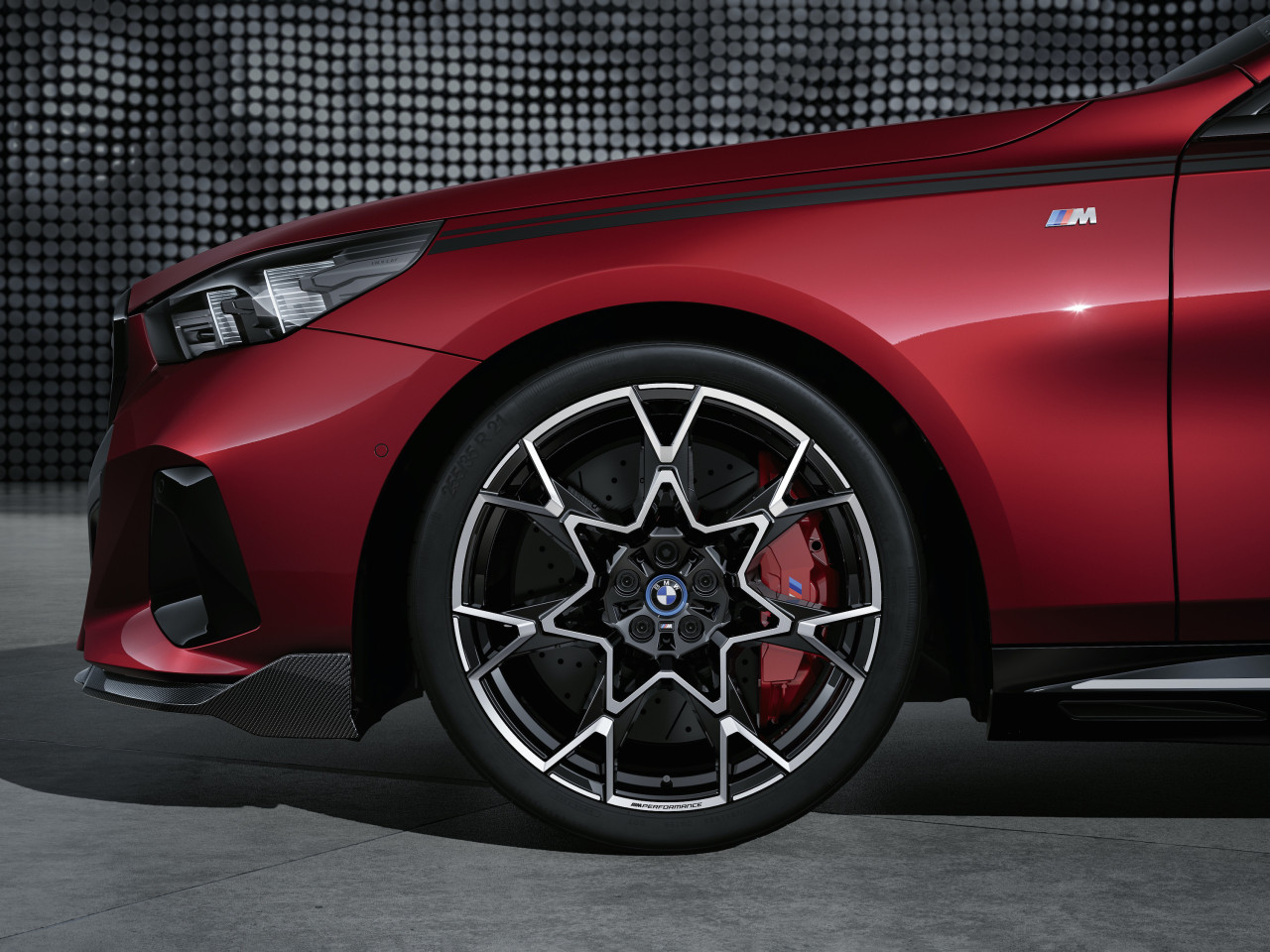 Blog et Forum BMW - Des accessoires M Performance pour une i5 électrique ?
